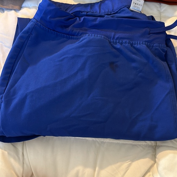 Mandala high waist scrub bottom 11 piece lot - Picture 3 of 3